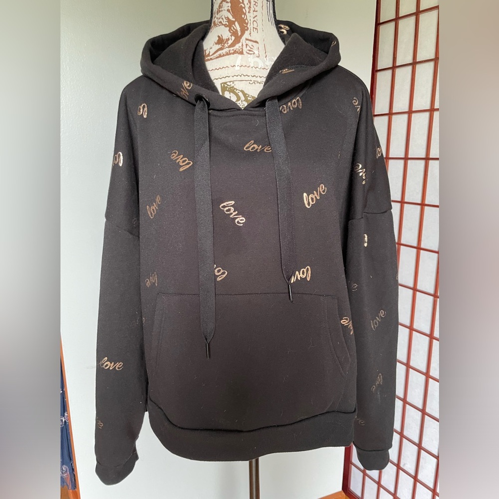 Urban Rebel Hoodie, Size XL